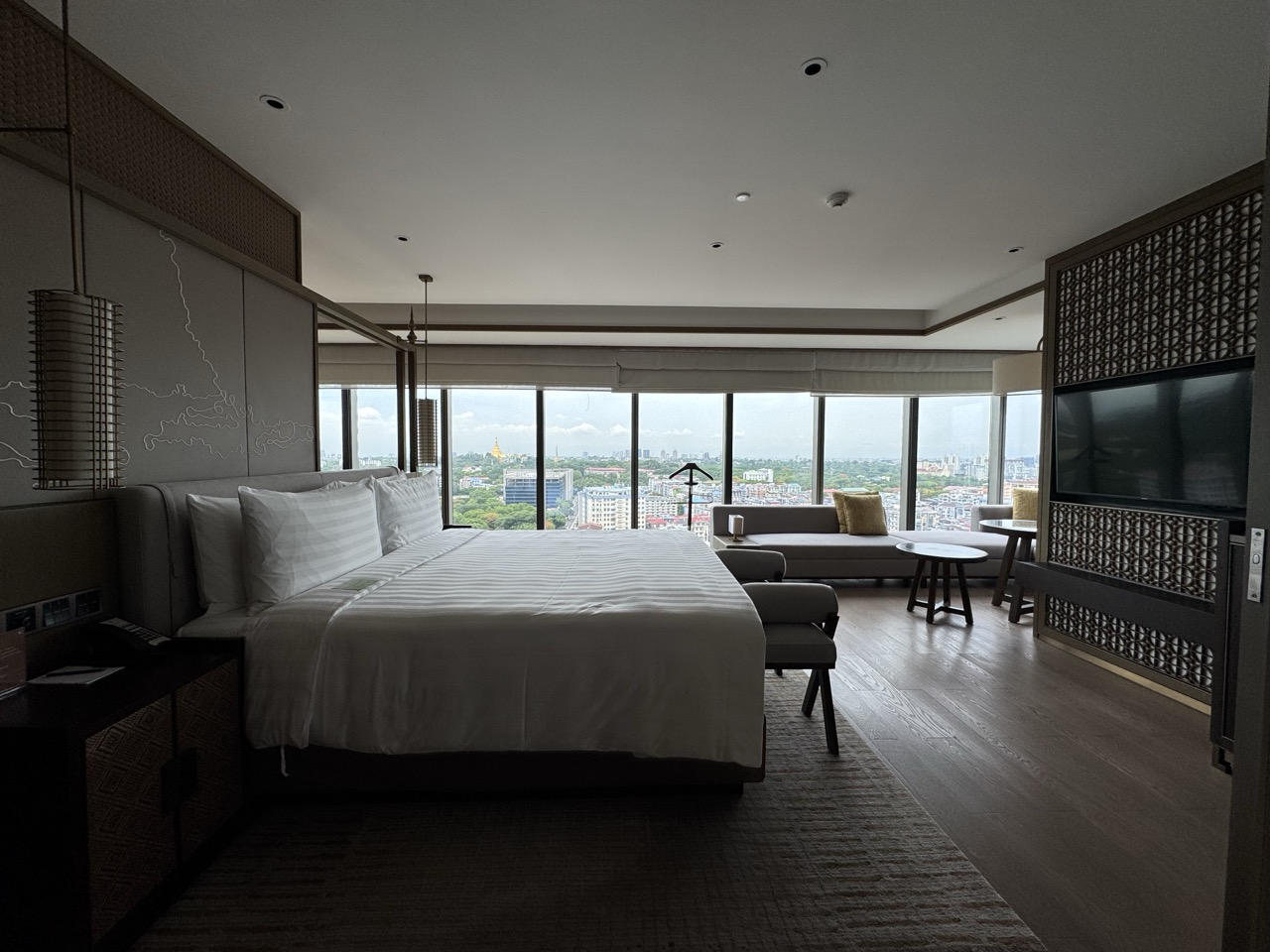 Pan Pacific Hotel Yangon — outdoor pool with views of Shwedagon Pagoda